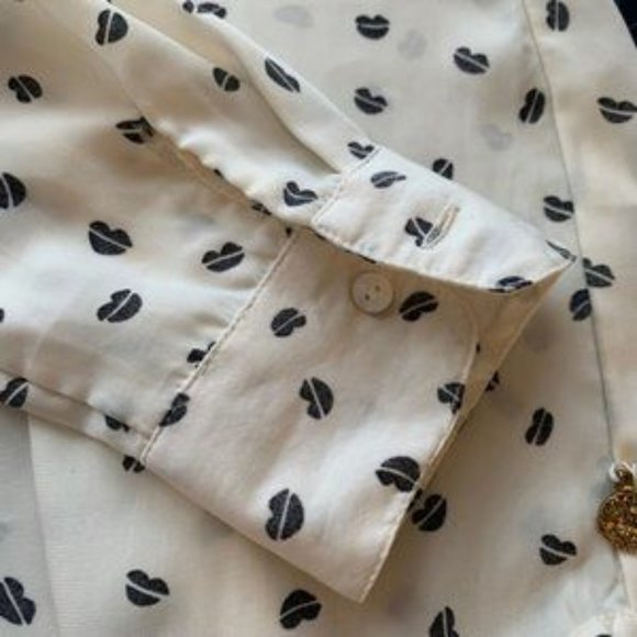 ANTHROPOLOGIE | Maison Scotch Lips Button Up Shirt - Picture 6 of 7